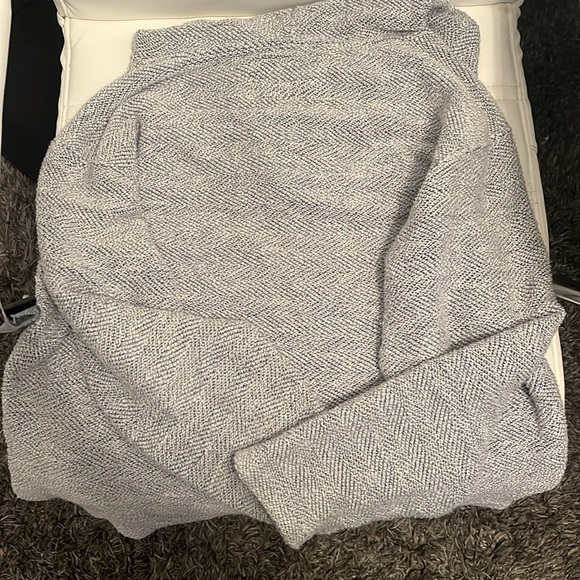 GreenPort New York Hoodie - Picture 3 of 4